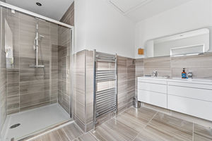 Photo 100- click for photo gallery